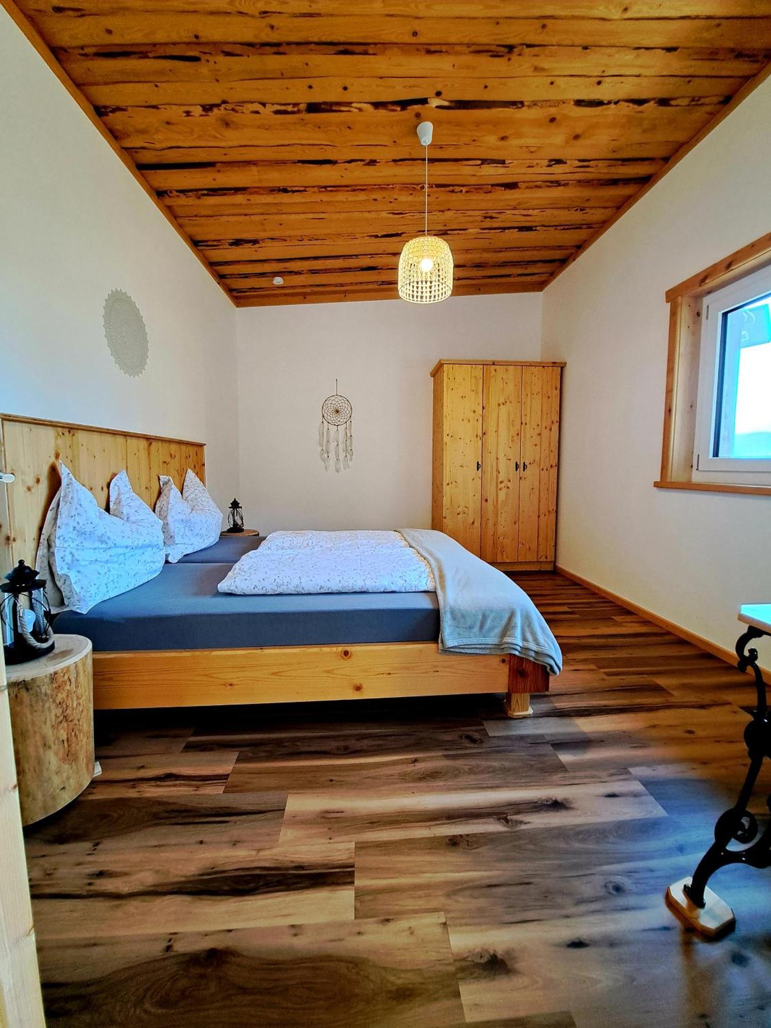 Erlebnisbauernhof Gutschi Ranch كامب الغرفة الصورة